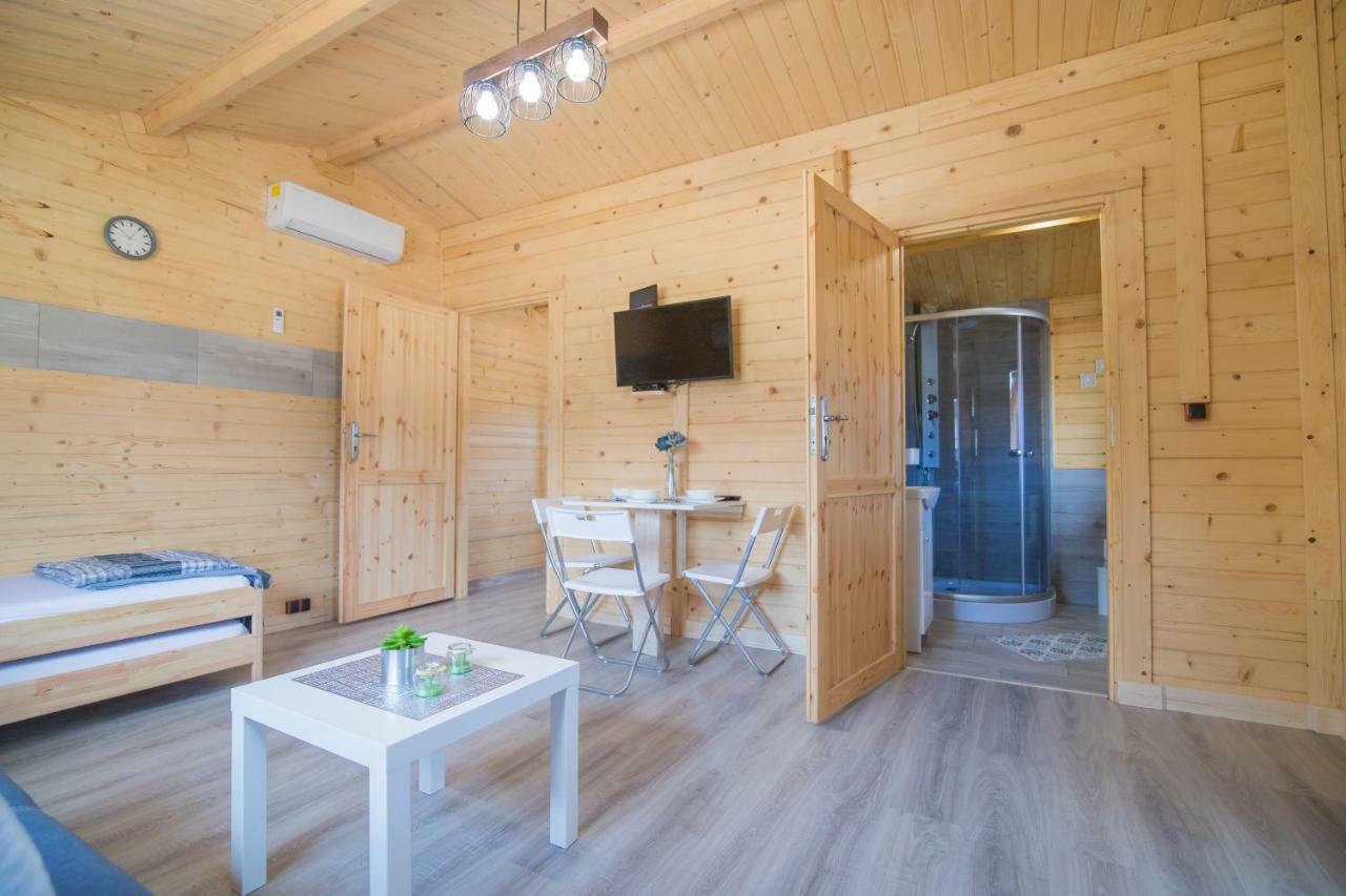 Familycamp Villa Zator Exteriör bild